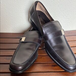 Salvatore Ferragamo Men's Black Leather Loafers NWOT